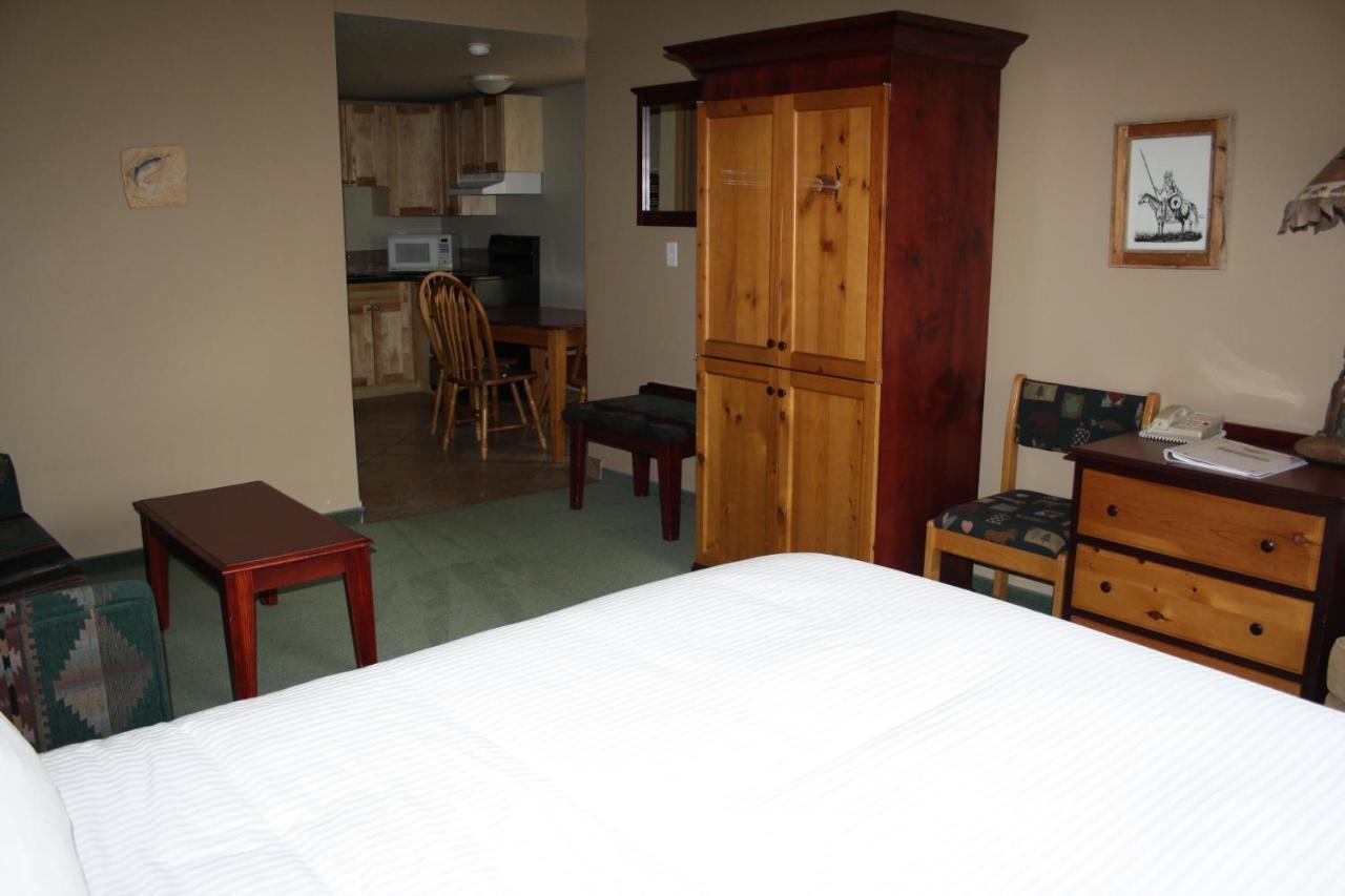 Waterton Lakes Lodge Resort Eksteriør billede