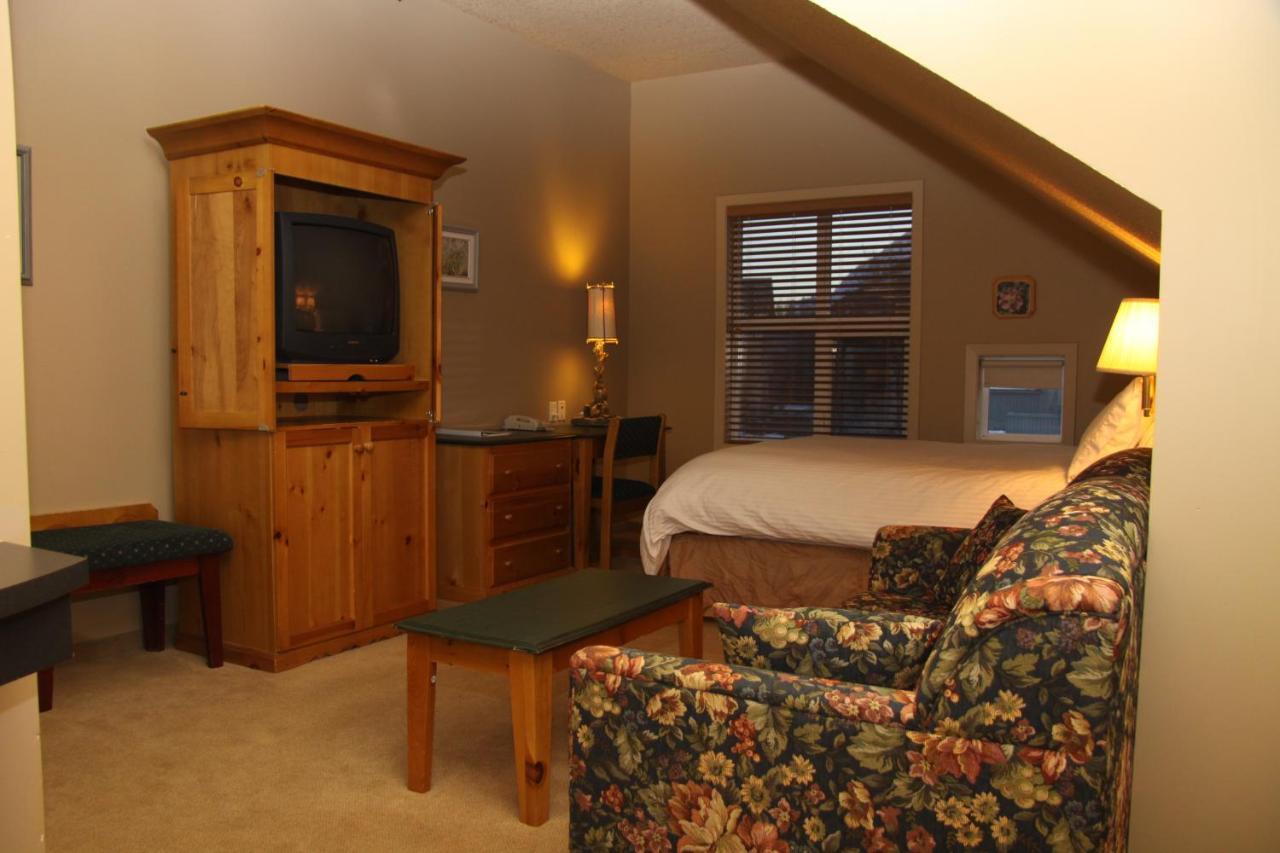 Waterton Lakes Lodge Resort Eksteriør billede